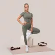 Women‘s Cosmo Cropped T-shirt Olive - L - zöld - GymBeam